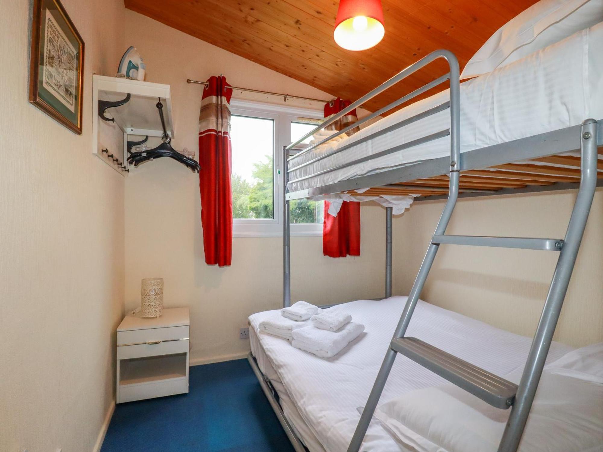 Holiday home Newtrain Bay